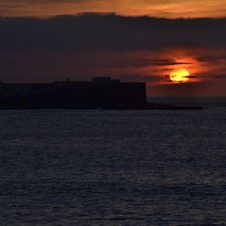 Esencia De Cadiz Entre La Vina Y El Mercado Экстерьер фото